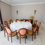 Centrum Konferencyjno-apartamentowe Mrowka Варшава