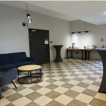 Kompleks wypoczynkowy Centrum Konferencyjno-apartamentowe Mrówka