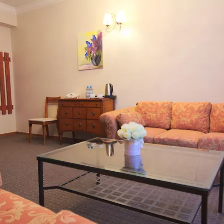 Kompleks wypoczynkowy Centrum Konferencyjno-apartamentowe Mrówka