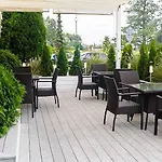 Centrum Konferencyjno-apartamentowe Mrowka Üdülőpark Varsó
