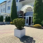Centrum Konferencyjno-apartamentowe Mrowka Üdülőpark Varsó
