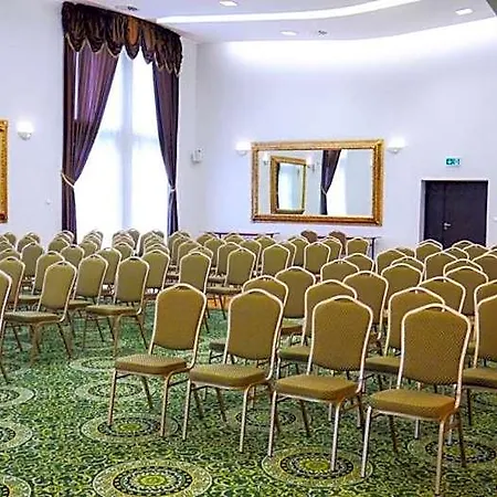 Centrum Konferencyjno-apartamentowe Mrowka