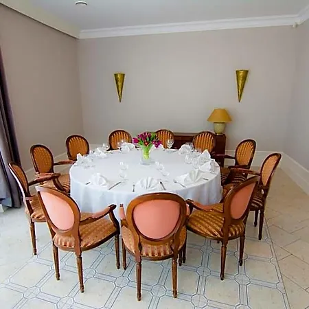 홀리데이파크 Centrum Konferencyjno-apartamentowe Mrowka