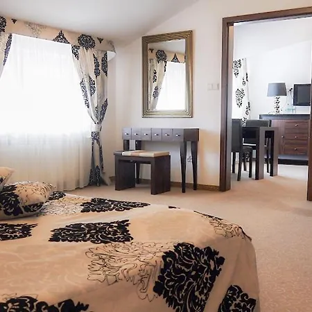 Tatil parkı Centrum Konferencyjno-apartamentowe Mrowka