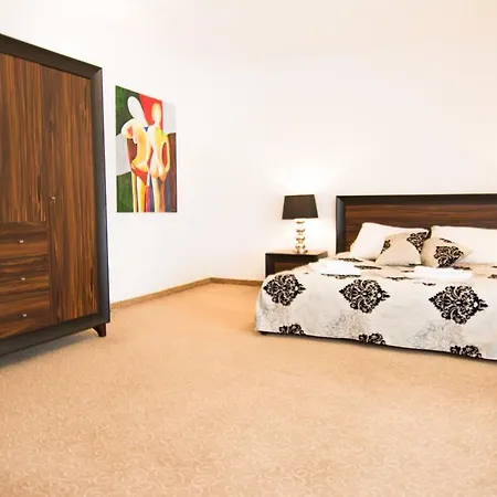 Tatil parkı Centrum Konferencyjno-apartamentowe Mrowka