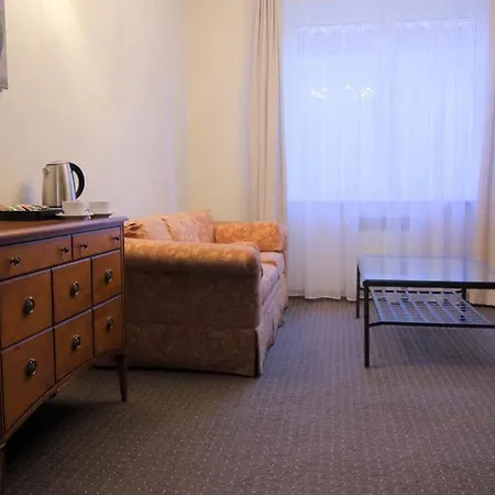 Centrum Konferencyjno-apartamentowe Mrowka Warschau