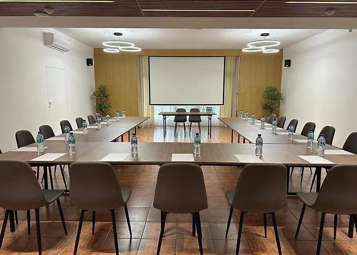 Centrum Konferencyjno-Apartamentowe Mrowka Holiday park