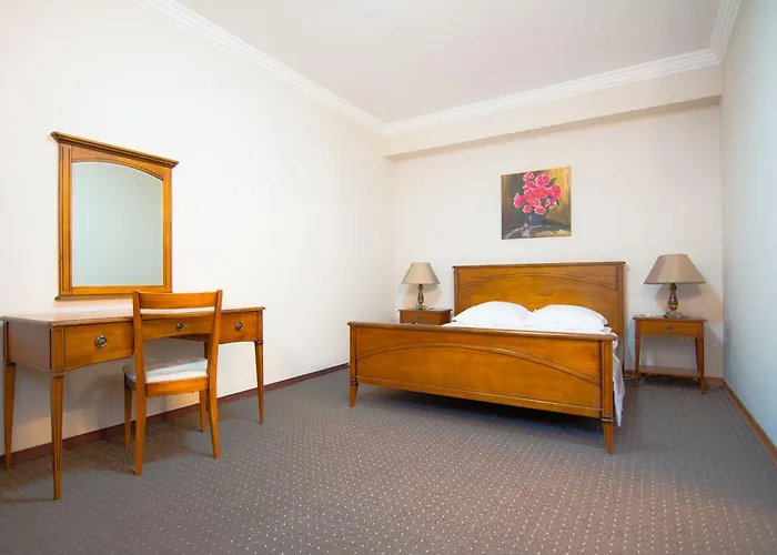 Centrum Konferencyjno-apartamentowe Mrowka Варшава