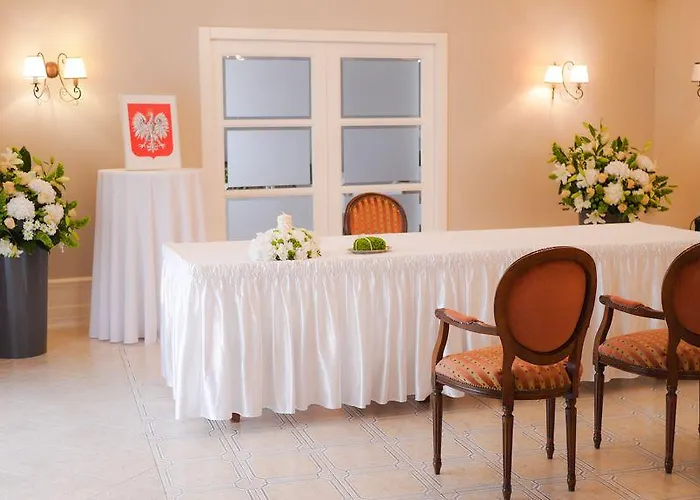 Centrum Konferencyjno-Apartamentowe Mrowka Holiday park 3*