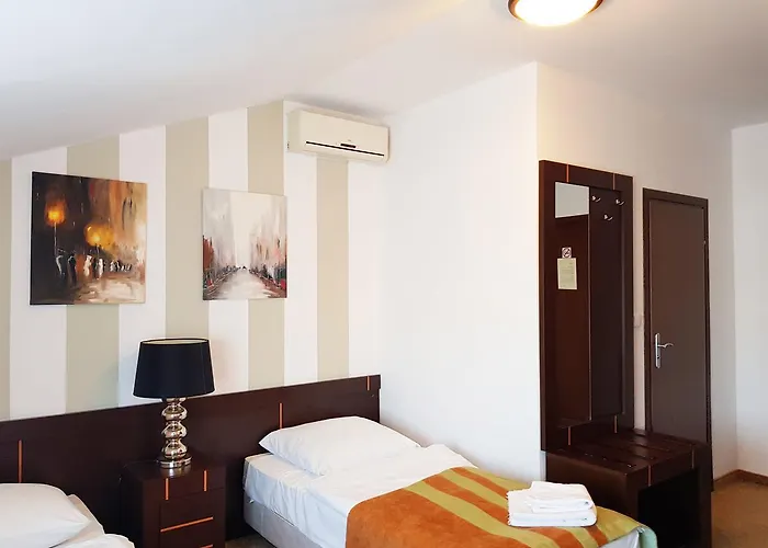 Centrum Konferencyjno-Apartamentowe Mrowka Holiday park