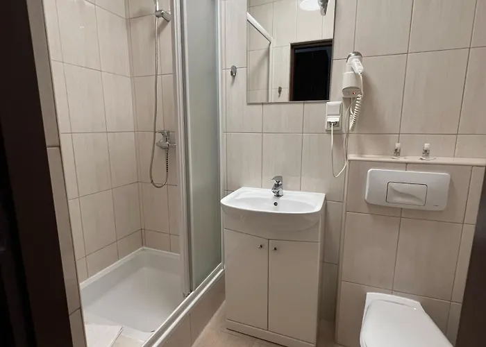 Centrum Konferencyjno-apartamentowe Mrowka 3* Varsó