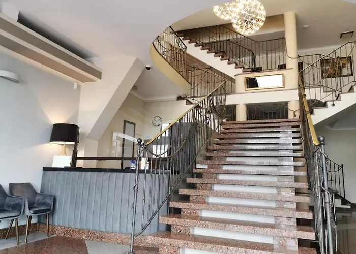 Centrum Konferencyjno-apartamentowe Mrowka 3* Varsó