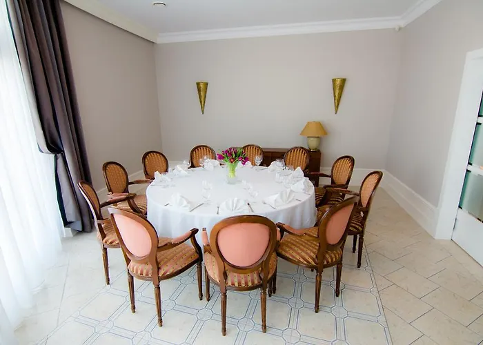 Centrum Konferencyjno-apartamentowe Mrowka Varsó