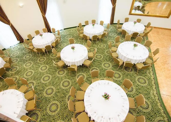 Centrum Konferencyjno-apartamentowe Mrowka