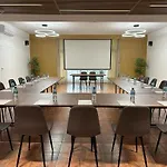 Centrum Konferencyjno-apartamentowe Mrowka База отдыха